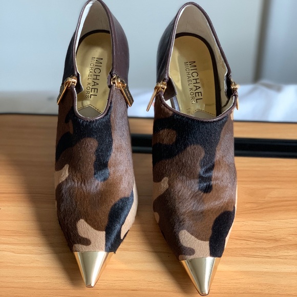 Michael Kors Hair Calf Leather/Real Fur - Picture 3 of 5